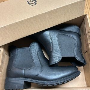 UGG Bonham II Chelsea Boots